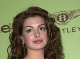 Anne Hathaway, espera hacer el papel de Barbie. (Foto Facebook Anne Hathaway)