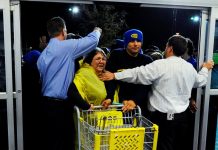 Comercios adelantan algunas horas inicio de temporada compras navideñas