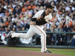 2-0. Bumgarner lanzó pelota ganadora y Gigantes se ponen con 2-0 de ventaja