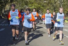 Miles de corredores hacen su maratón particular en Central Park