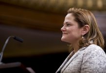 Mark-Viverito, primera latina presidenta del Concejo de NY, jura su tercer mandato