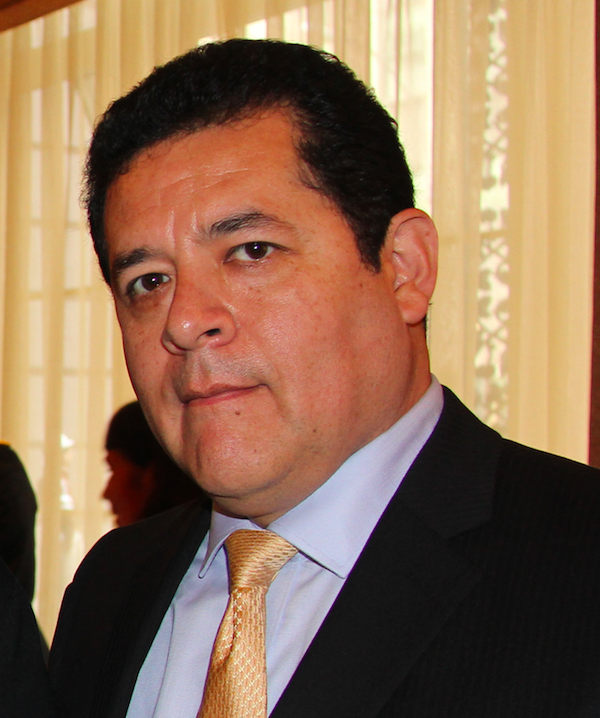 Diego Samaniego, politólogo