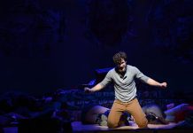 Misa de Leonard Bernstein revivida magistralmente por su asistente, el maestro Maurice Peress