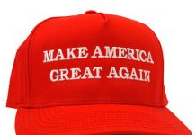 LOS BLANCOS EMPOBRECIDOS (simple y llanamente por no estudiar previamente) son la base moral de “volver hacer grande América”. Los afroamericanos prejuiciosos también se nutren de esta ignorancia, y son devotos del racismo en ‘reversa’.