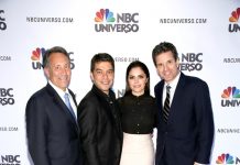 Joe Uva, Chairman, Hispanic Enterprises and Content; Rubén Mendiola, President, NBC UNIVERSO; Yarel Ramos, NBC UNIVERSO host; Mike Rosen, EVP Media Advertising Sales. (Foto: Paul Zimmerman).