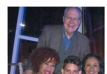 Idalmis García, Armando Valdés Freire, Alina Rodríguez, y Manolo García Oliva, durante la fiesta de clausura del Havana Film Festival 2014.