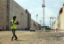 Canal de Panamá crecerá más y confía en que el de Nicaragua no es viable