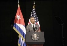 Obama: Reconciliación del pueblo cubano es fundamental para el futuro de Cuba El presidente de Estados Unidos, Barack Obama, ofrece un discurso al pueblo cubano hoy, martes 22 de marzo de 2016, en el Gran Teatro de La Habana en La Habana (Cuba). "Le ofrezco al pueblo cubano un saludo de paz" dijo en español el presidente estadounidense.
