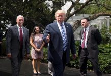 La casa blanca debera entregar informacion de quien viene a reunirse con el presidente Trump y su equipo.