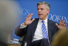 Trump nomina a Jon Huntsman, como el nuevo embajador de Rusia.