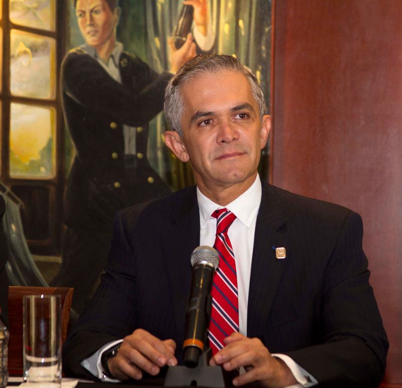 Miguel &Aacute;ngel Mancera,  jefe de Gobierno de la Ciudad de M&eacute;xico. (foto archivo)