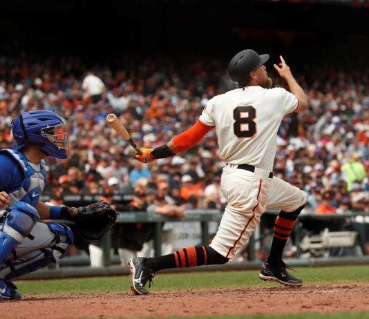 El puertorriqueño Javier Molina representó el poder de los bates explosivos latinoamericanos al lucir con un grand slam que lo dejó como el más destacado en la jornada del béisbol de las Grandes Ligas.