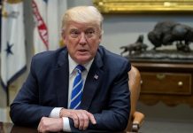 Trump "revisará" la situación de los jóvenes indocumentados