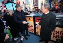 La icónica plaza Times Square de Nueva York instalará contenedores de reciclaje que funcionarán con paneles solares con la intención de fomentar esta práctica en uno de los puntos más turísticos de la ciudad de los rascacielos.