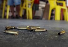 Un muerto y dos heridos tras un tiroteo a las afueras de colegio en Brooklyn