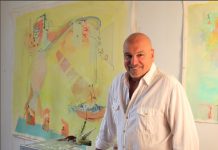 Una panorámica del estudio del Maestro Bottero en Manhattan donde crea, añorando a la familia, a los amigos, a todo lo que siente entrañablemente suyo, añorando como dice: “en donde nos hemos criado, en donde no hemos estado solos, donde está la familia, que es lo más fuerte”.