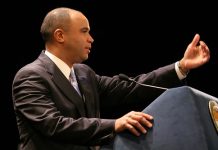 Adolfo Carrión Jr. nombrado comisionado del Departamento de Preservación y Desarrollo de Vivienda
