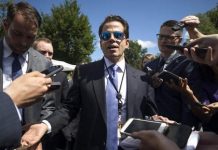 Scaramucci, el más efímero de los ayudantes de Trump De 53 años, Scaramucci había llegado a ese puesto en medio de una tormenta política en Washington