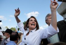 Bachmann gana la encuesta que marca el pulso de los candidatos republicanos