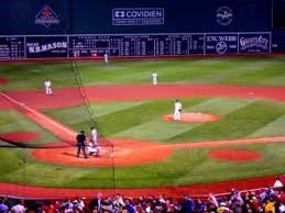 7-2. Martin rompió el duelo de pitcheo y dio primer triunfo a los Yanquis