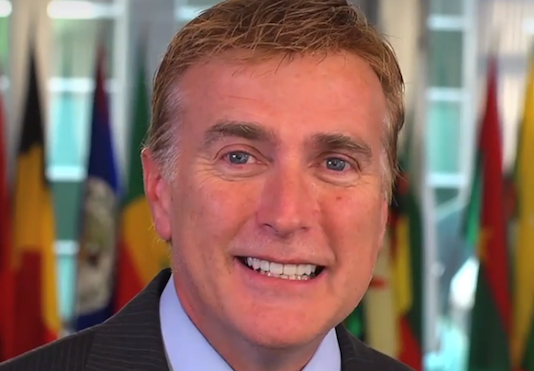 Llega a República Dominicana el nuevo embajador de Estados Unidos