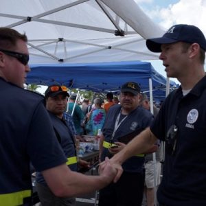 Brock Long, viaja a Puerto Rico para examinar los estragos que dejó el huracán María. (foto twitter @FEMA_Brock)
