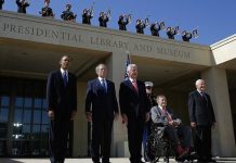 Inaugurada biblioteca de Bush con defensa de legado y su impulso a la Reforma