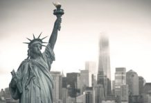 Gobierno podrá confiscar un edificio en Nueva York con vínculos a Irán Un jurado de Nueva York decidió hoy que el Gobierno de Estados Unidos tiene autoridad para confiscar un edificio de oficinas situado en la Quinta Avenida de Manhattan