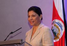 Solo un 11 por ciento de los costarricenses califica como buena la labor de Chinchilla