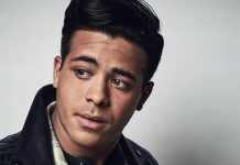 Christian Navarro, Actor de "13 Reasons Why",es un joven del Bronx de origen boricua Christian Navarro