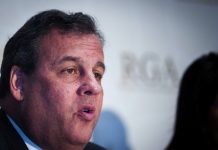 Christie dice que Obama es la principal causa de que no haya reforma migratoria