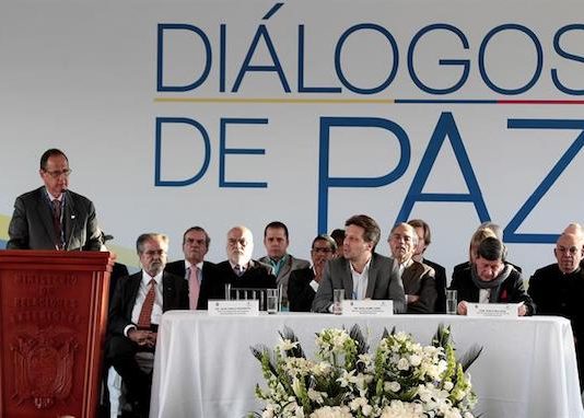 El Gobierno de Colombia anuncia el inicio de mesas de trabajo con el ELN
