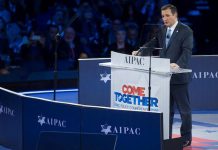 Cruz se enfrenta a Trump por amenazarle "con soltarlo todo" sobre su mujer El congresista de Texas y precandidato republicano presidencial Ted Cruz