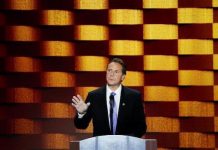 Cuomo lamenta rescisión de DACA porque solo se logra alimentar la bestia del racismo El gobernador de Nueva York, Andrew Cuomo,