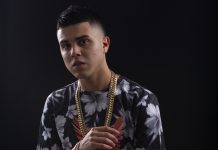 Darkiel, un fenómeno en las redes sociales Darkiel enfoca su música en la rima que ha sido un gran acierto, conjuntamente con las colaboraciones de J Alvarez, Plan B y Cosculluela.