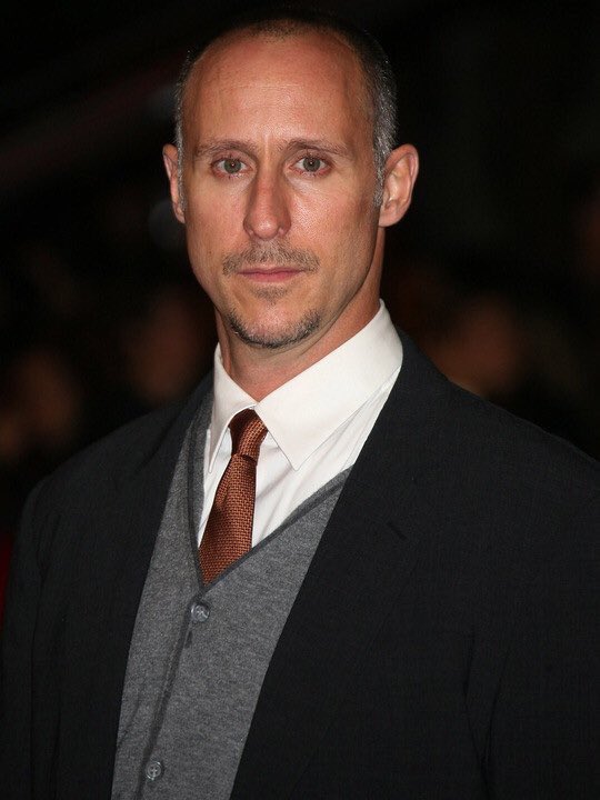 Gavin O'Connor ser&aacute; el encargado de dirigir y escribir "Suicide Squad 2". (foto twitter)