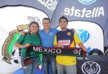 México y EEUU se encuentran de nuevo en un partido amistoso Adolfo Ríos, en medio, con aficionados.
