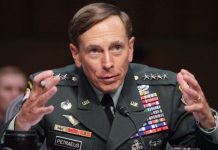 Fuertes críticas al FBI por manejo del caso Petraeus