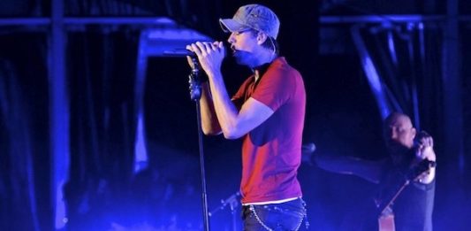 El cantante español Enrique Iglesias