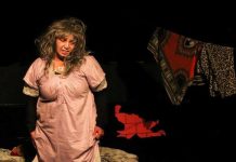 Solos, última propuesta del segundo Festival Mujeres en Escena de Teatro Tempo por el Grupo Teatro Fenixusany Escena de intenso dramatismo de Solos con Ana Montero. Fotos George Riverón