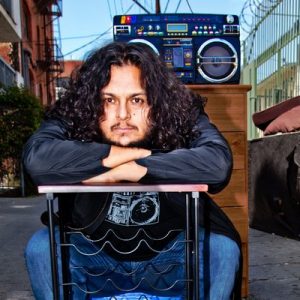 Felipe Esparza se ríe de todo y de todos. (foto twitter @funnyfelipe)
