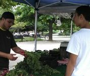Mercado El BronxWorks Heights Community Farmers