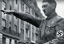 Comentarista pro-Trump es despedido de CNN por utilizar lema nazi CNN despidió este jueves al comentarista Jeffrey Lord, acérrimo defensor del presidente Donald Trump por utilizar el saludo nazi "Sieg Heil"