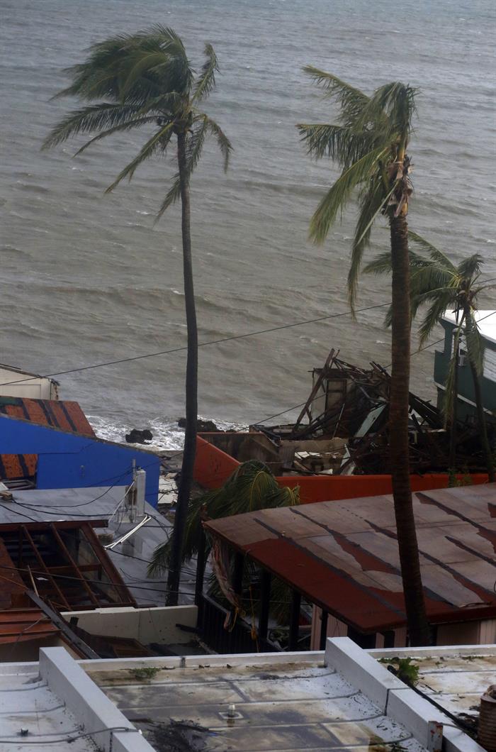  Presentan un proyecto de ley con un plan de 146.000 millones de d&oacute;lares para reconstruir Puerto Rico tras la devastaci&oacute;n de los huracanes Irma y Mar&iacute;a el pasado verano.