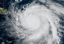 Fotografías de daños causados por el huracán María en Puerto Rico El huracán María, de categoría 1, prosigue su rumbo norte y se aproxima a la costa sureste de Estados Unidos.