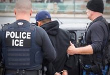 El fiscal general de Nueva York, Eric Schneiderman, y el del distrito de Brooklyn, Eric González, pidieron hoy al Servicio de Inmigración y Control de Aduanas (ICE) que deje de hacer redadas en los tribunales estatales.