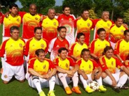 El Deportivo Cuenca New York que está cumpliendo sus 20 años de vida deportiva, este sábado 25 de Julio, chocará contra el Deportivo Macara en el campeonato de la Master Soccer League. (Proporcionada).