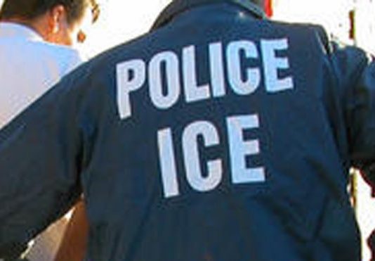 Periodista mexicano exiliado en Estados Unidos corre riesgo de deportación