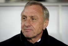 Cruyff no cree que el Barça necesite a Neymar ni que Tito lo haya pedido El exentrenador holandés del Barcelona, Johan Cruyff, no cree que el club catalán necesite al delantero brasileño Neymar Santos ni tampoco puede "imaginar" que el técnico Tito Vilanova haya pedido su fichaje.