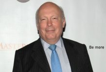 Julian Fellowes trabaja en nueva ficción ambientada en Nueva York de finales del siglo XIX